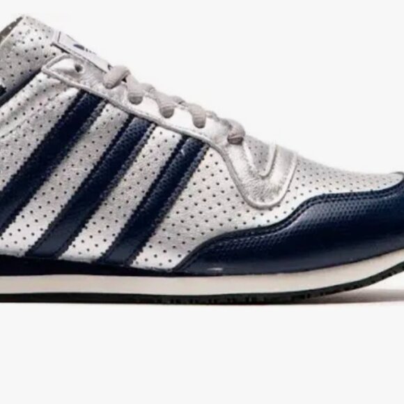 adidas Originals Galaxy OG in Silver and Dark Blue Sixe 9.5